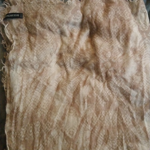 Zadig and Voltaire Python Scarf Pink - Picture 2 of 2